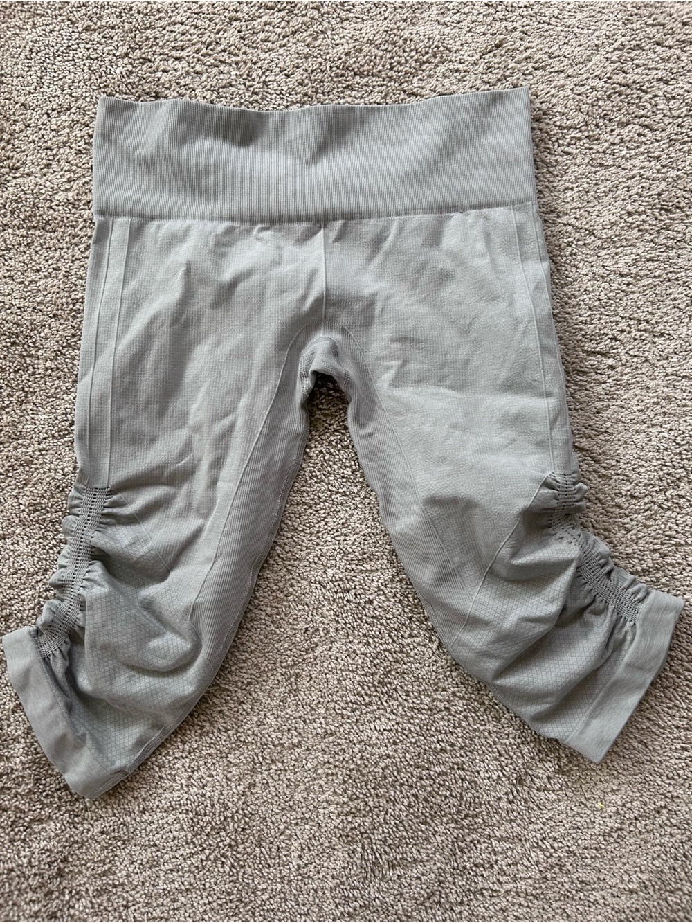 lululemon athletica Light Gray Ruched Capri Leggings